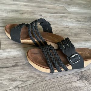 White mountain wedges 7.5